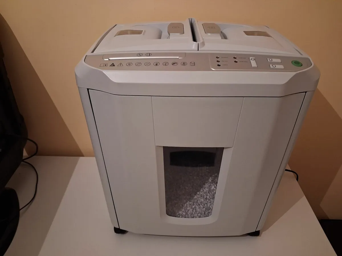 Delivery - Pro Shredcat 8280 Cross Cut Shredder - Image 2