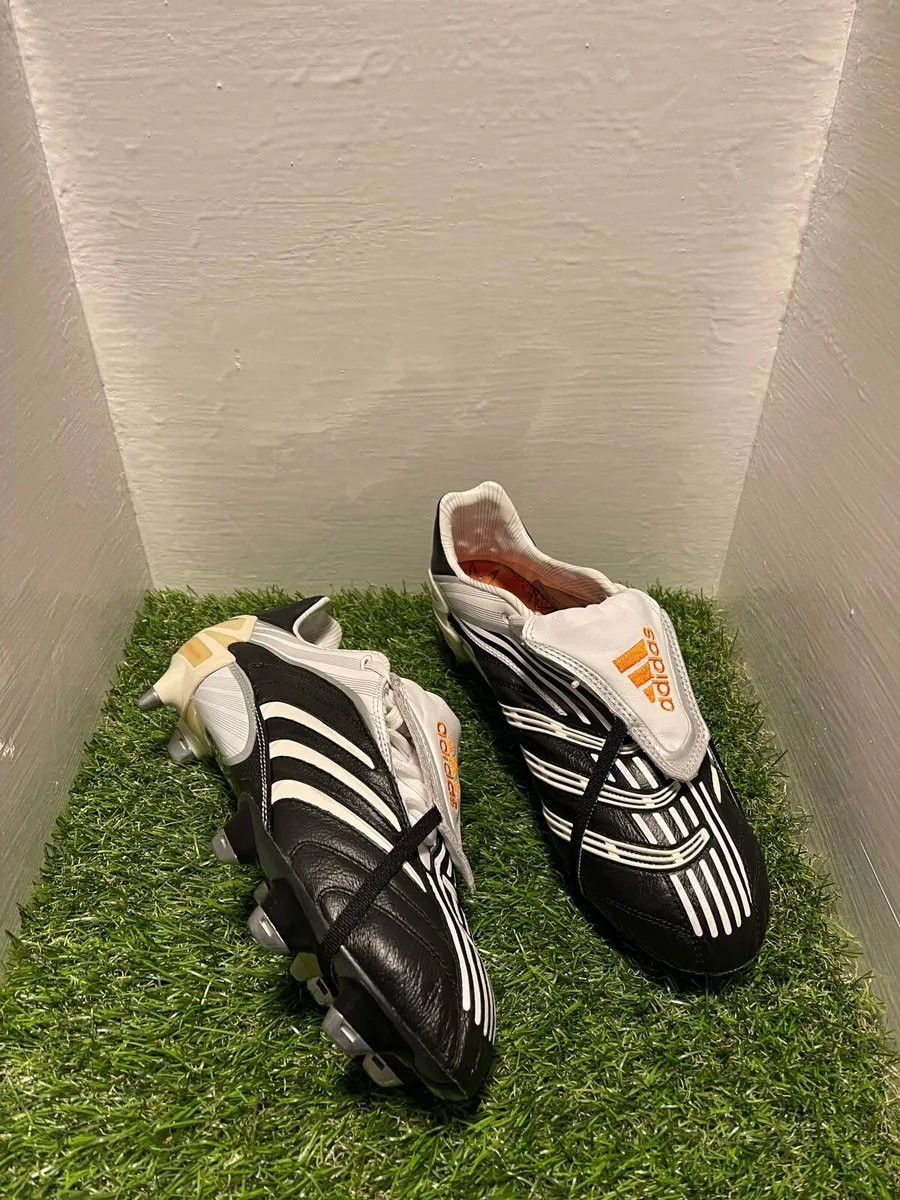 Adidas Predator Absolute SG Football Boots | UK 8 - Image 2