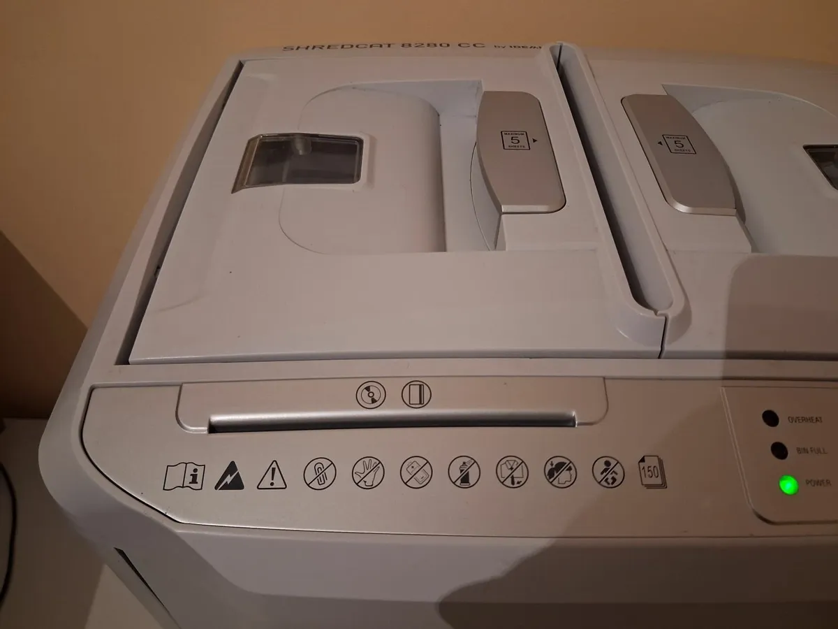 Delivery - Pro Shredcat 8280 Cross Cut Shredder - Image 3