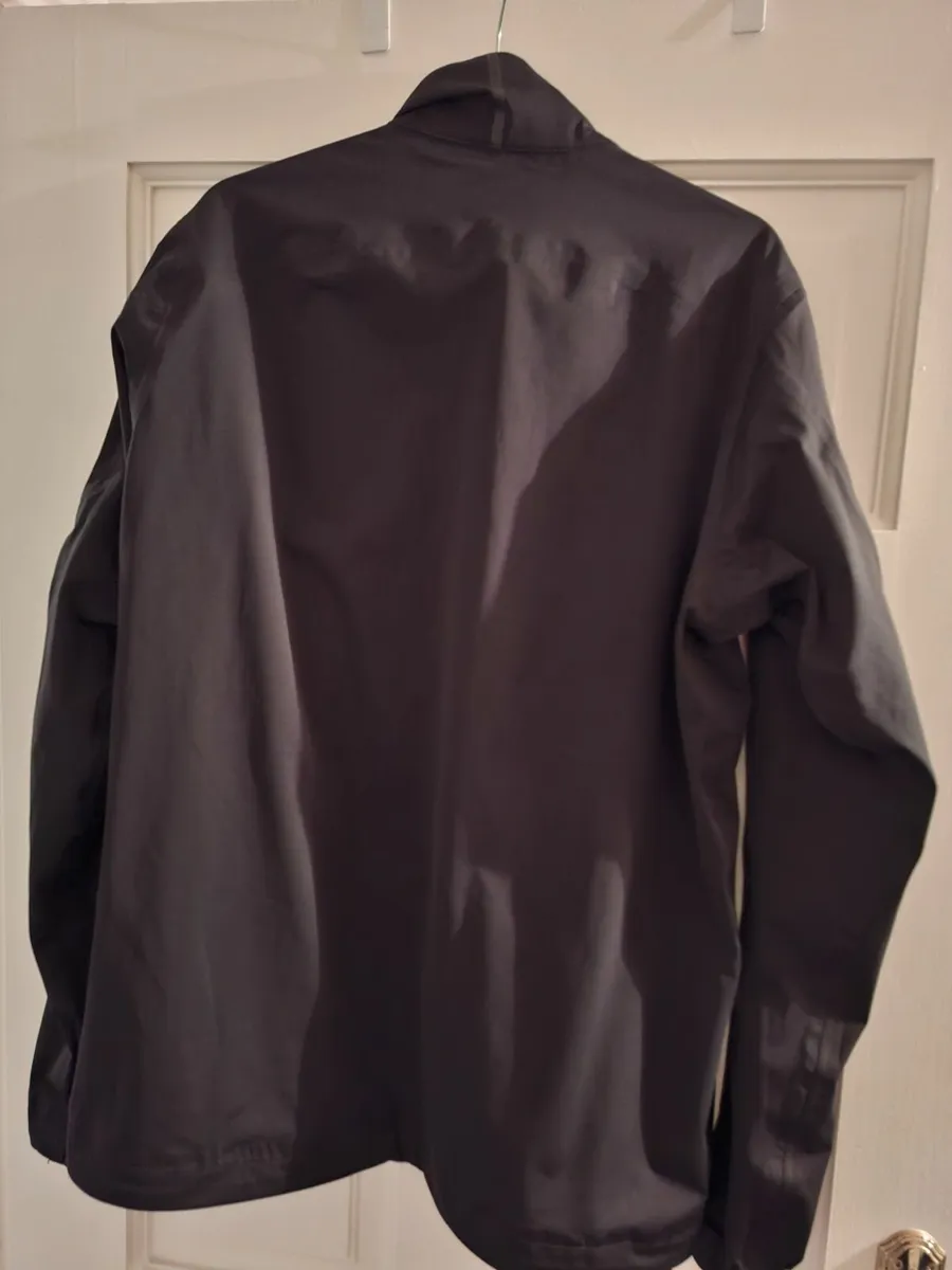 Decathlon Mens rain suit - Image 3