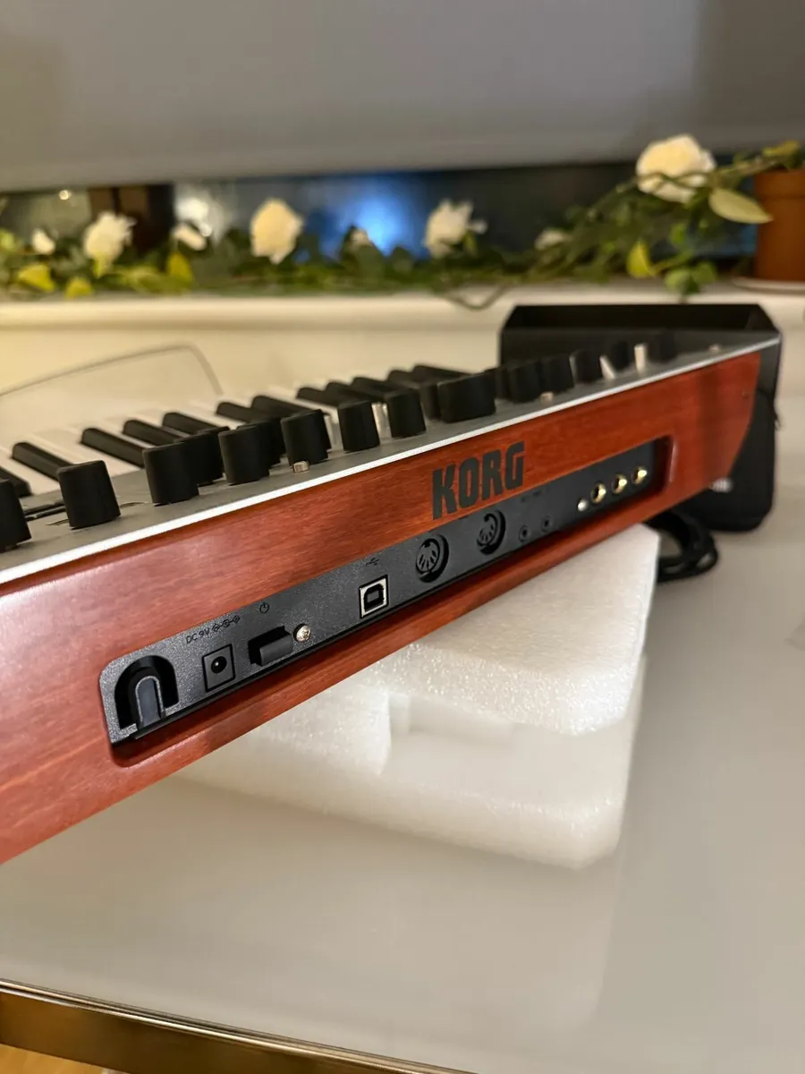 Korg Minilogue Polyphonic Synthesizer - Image 3