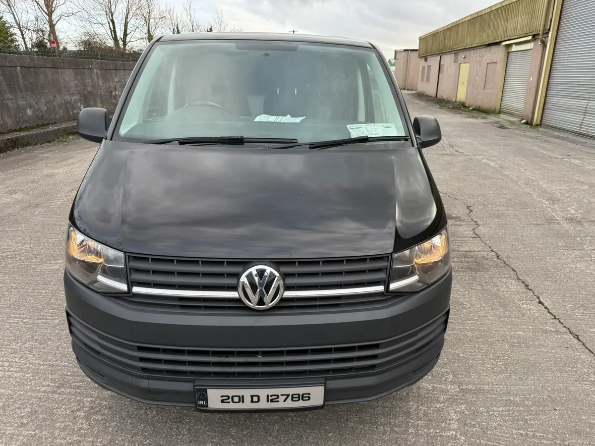 20 Volkswagen Transporter 2.0 - Image 3
