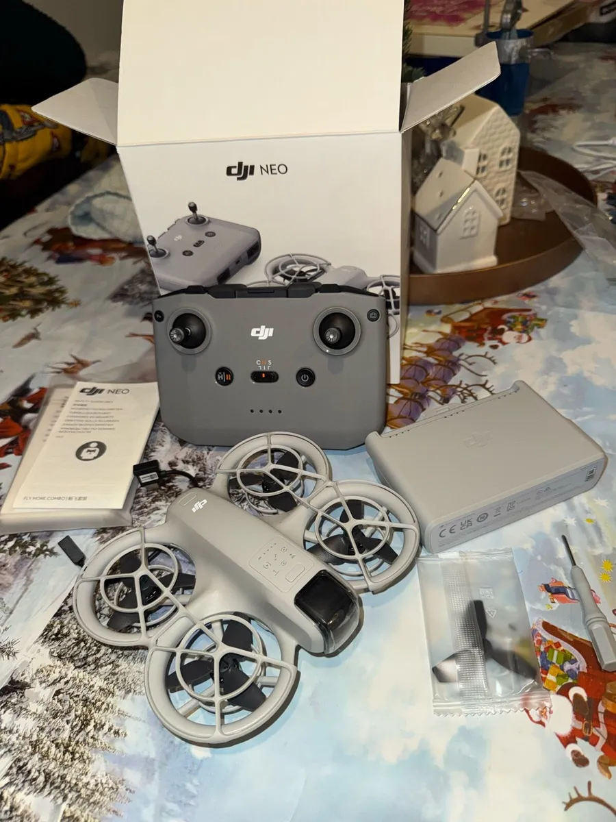 ** DJI Neo Fly More Combo (RC)** - Image 1