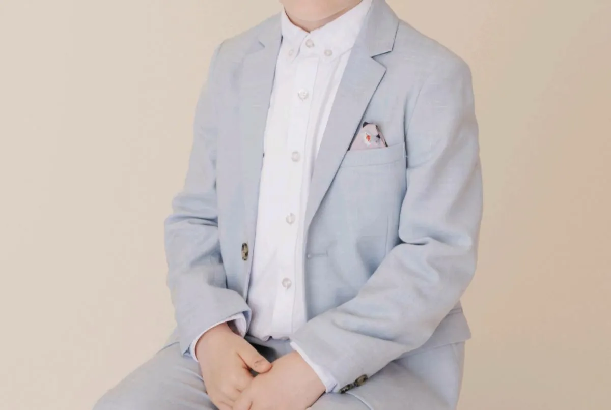 Boys suit age 8 - Image 2