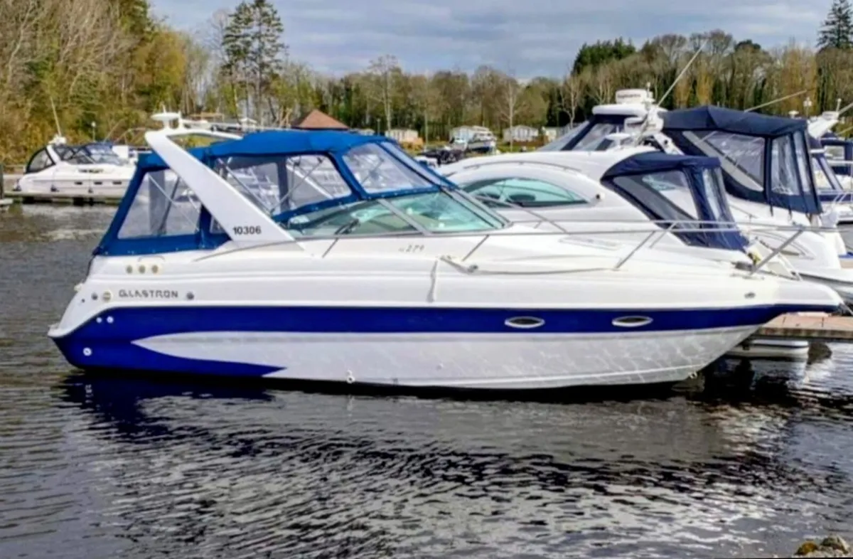 Glastron GS279 2005 sports cruiser cabin boat - Image 3