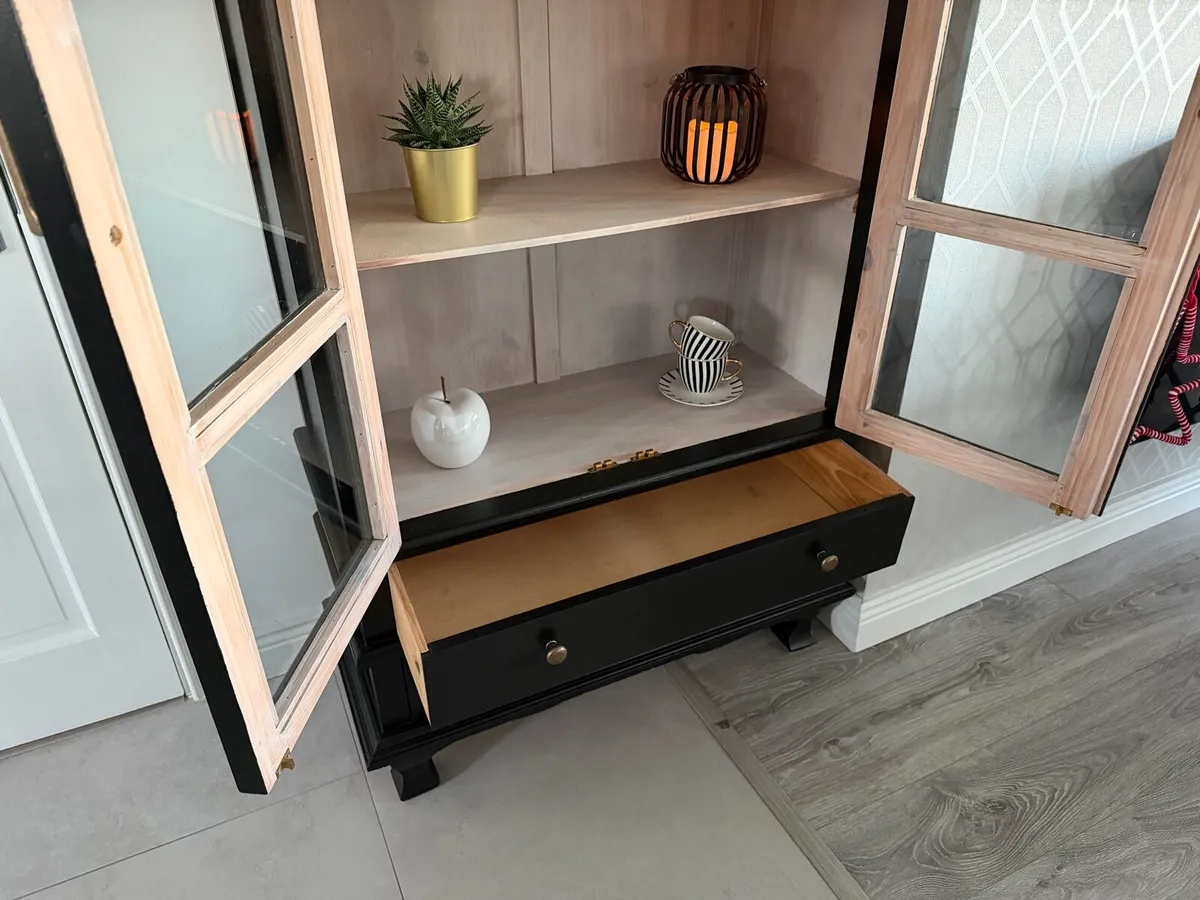 Arched cabinet - Image 4