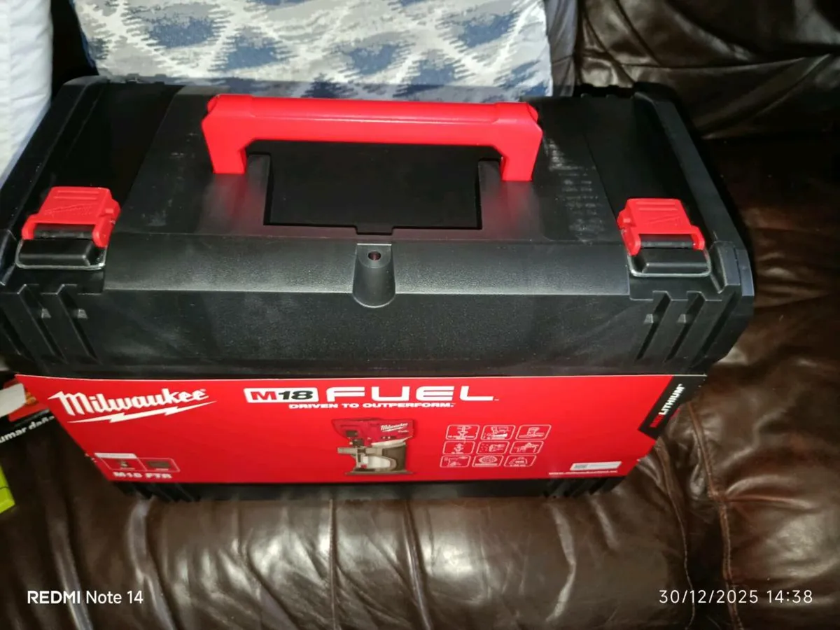 Milwaukee m18 router - Image 1
