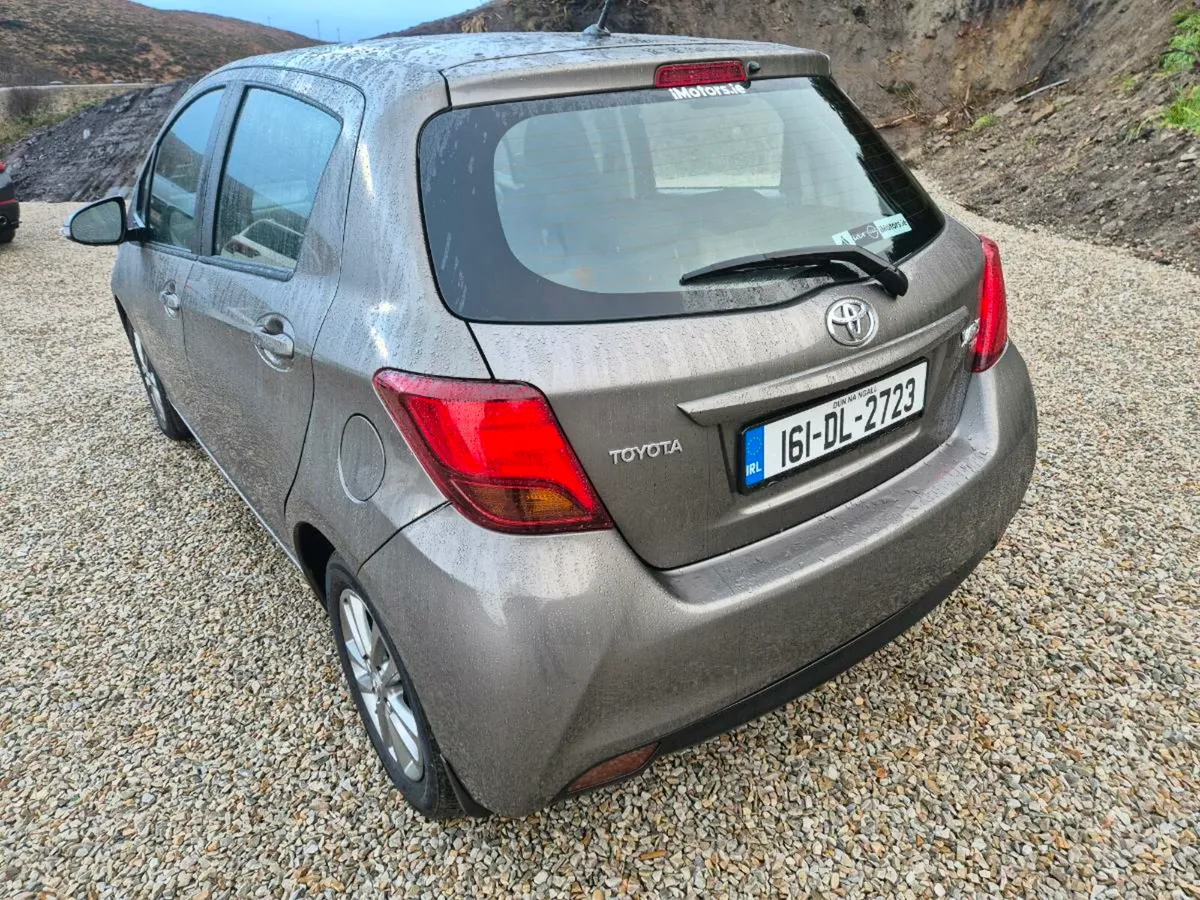 Toyota Yaris 1.0
Luna - Image 4