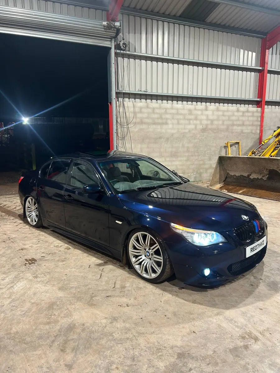 BMW 530d - Image 1