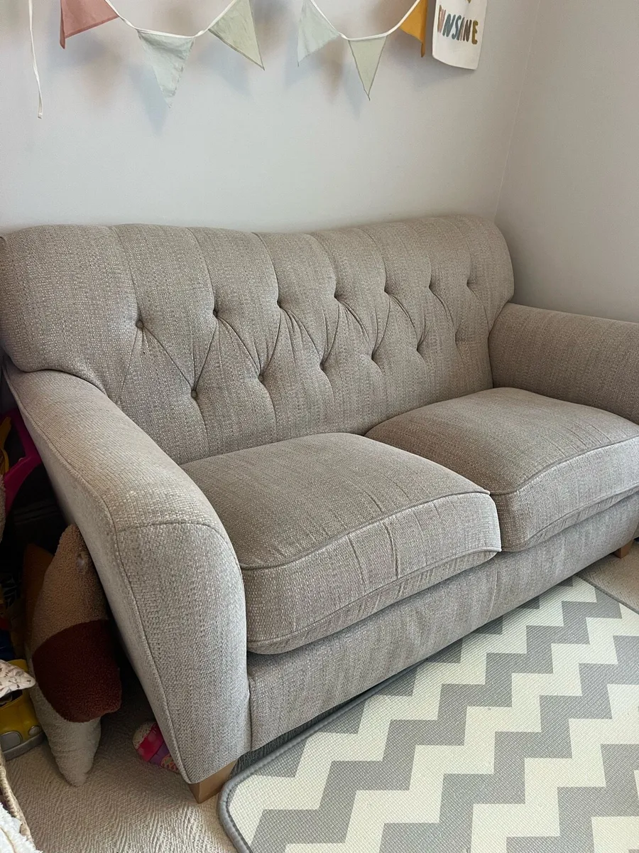 Two seater couch - Image 1