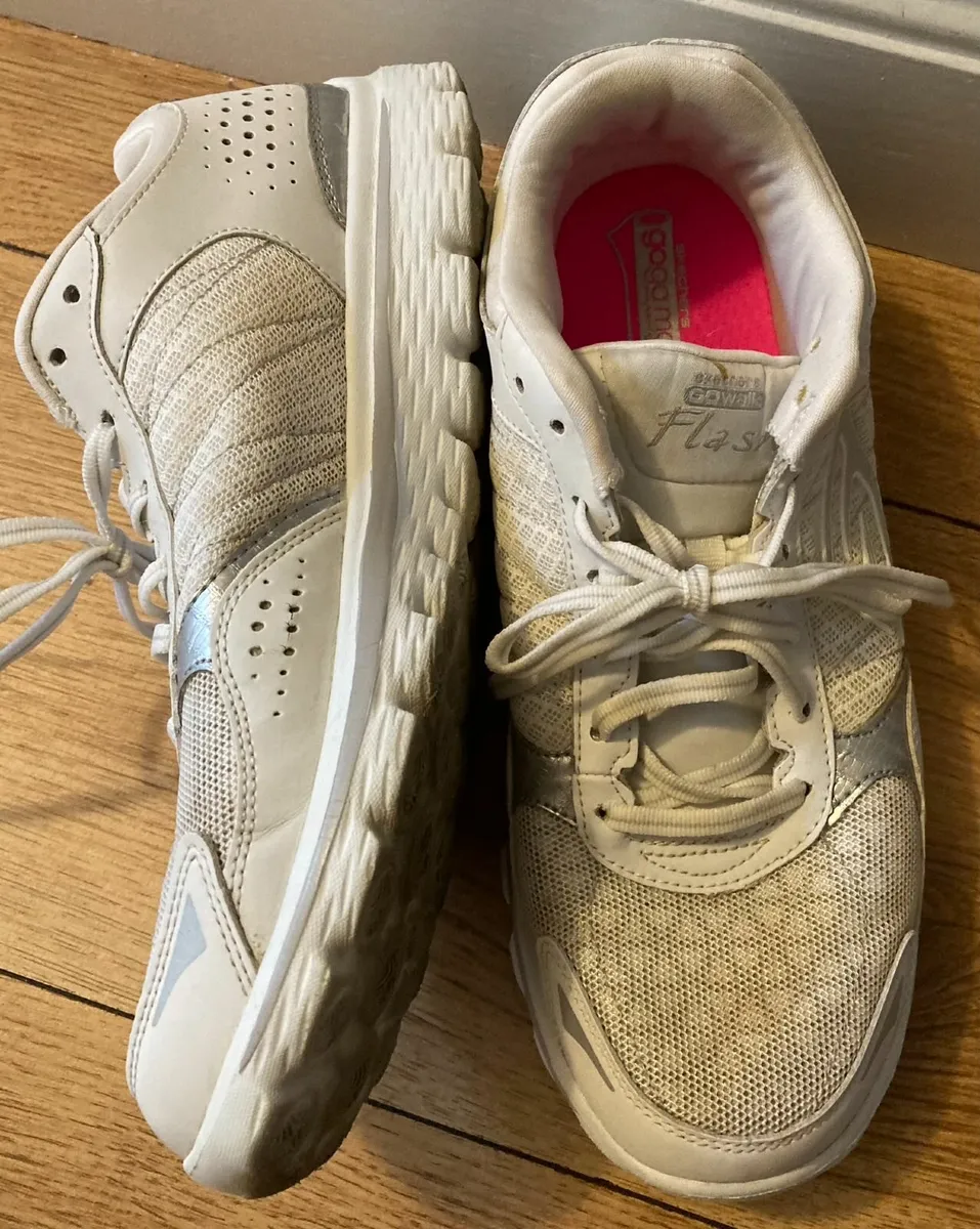 Ladies Shoes - Image 1