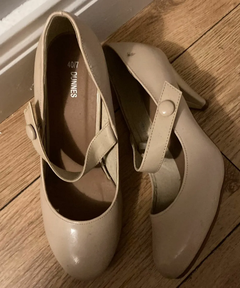 Ladies Shoes - Image 2