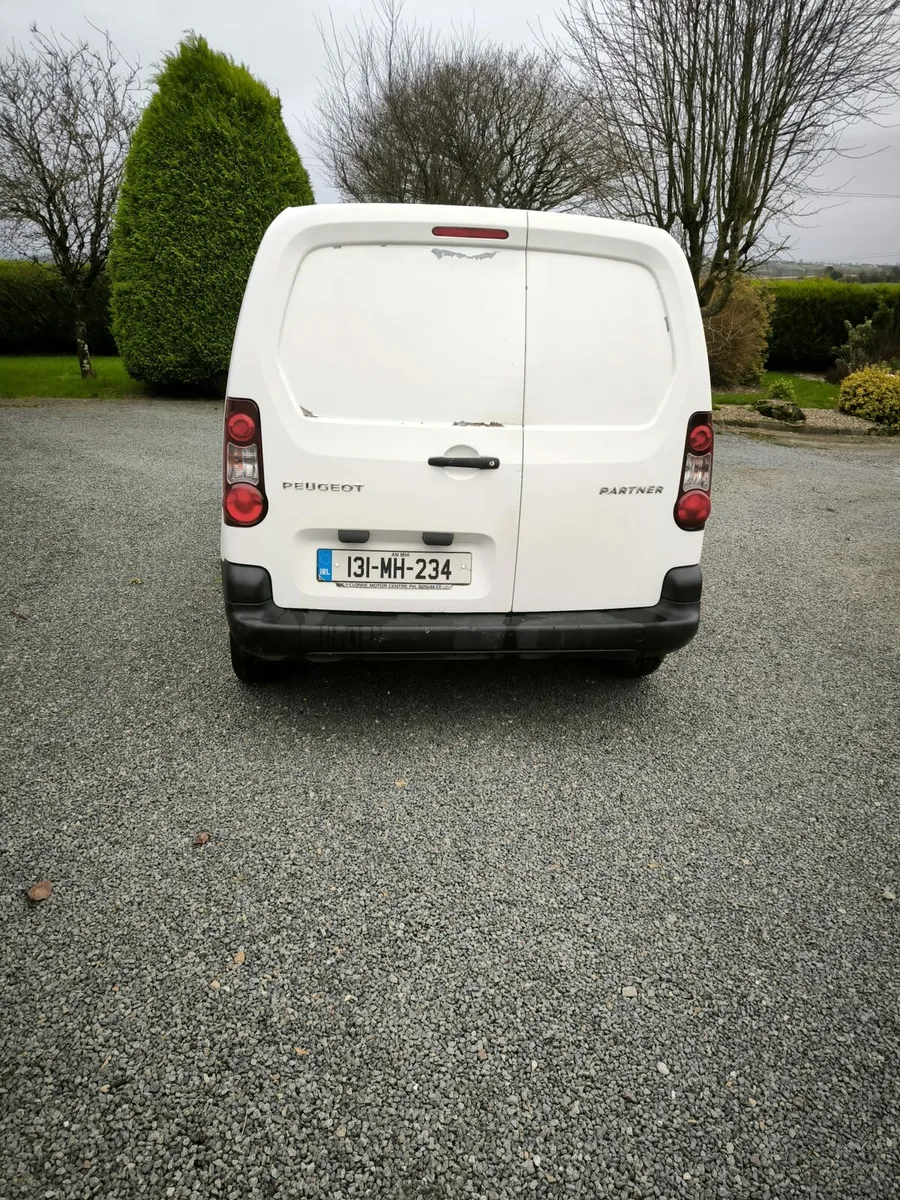 Peugeot Partner 2013 low kms - Image 4
