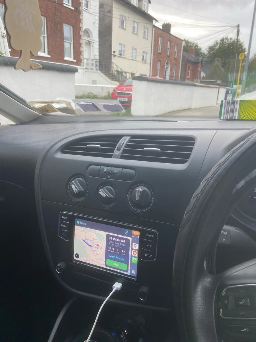 Seat Leon 1.6 2011 tdi - Image 4