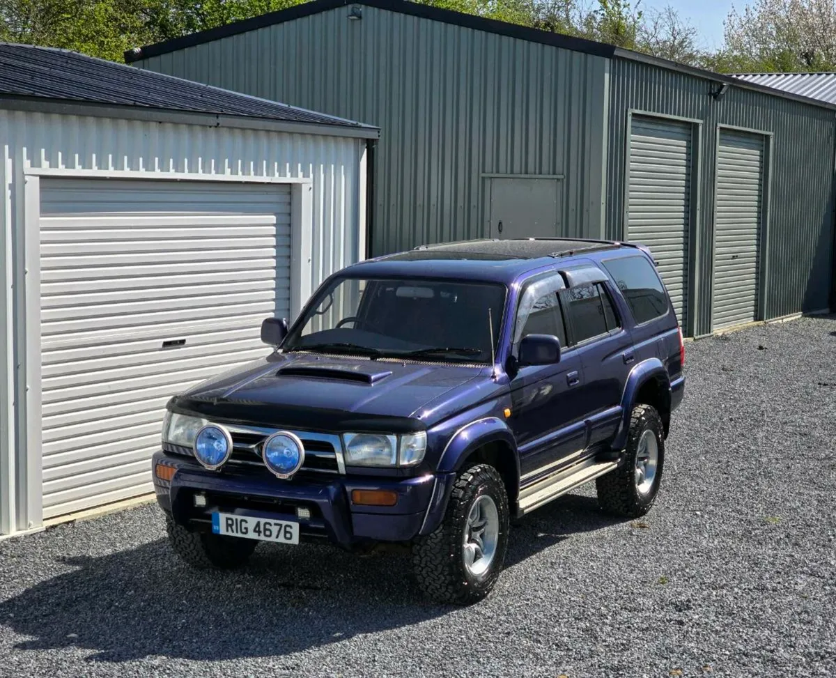 TOYOTA HILUX SURF SSR-X (3.0L Diesel) - Vintage - Image 1