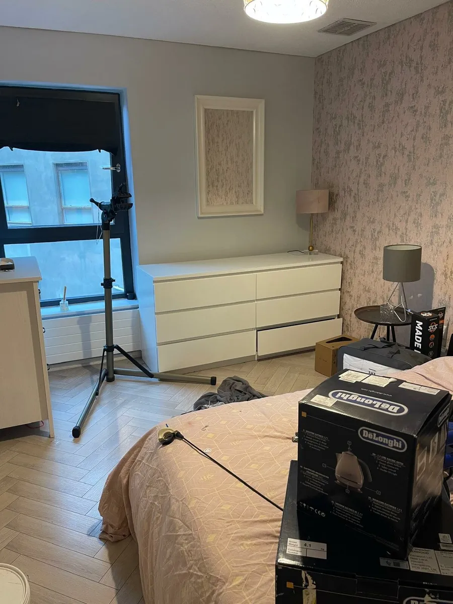 6 Drawer chest of Drawers - Image 2