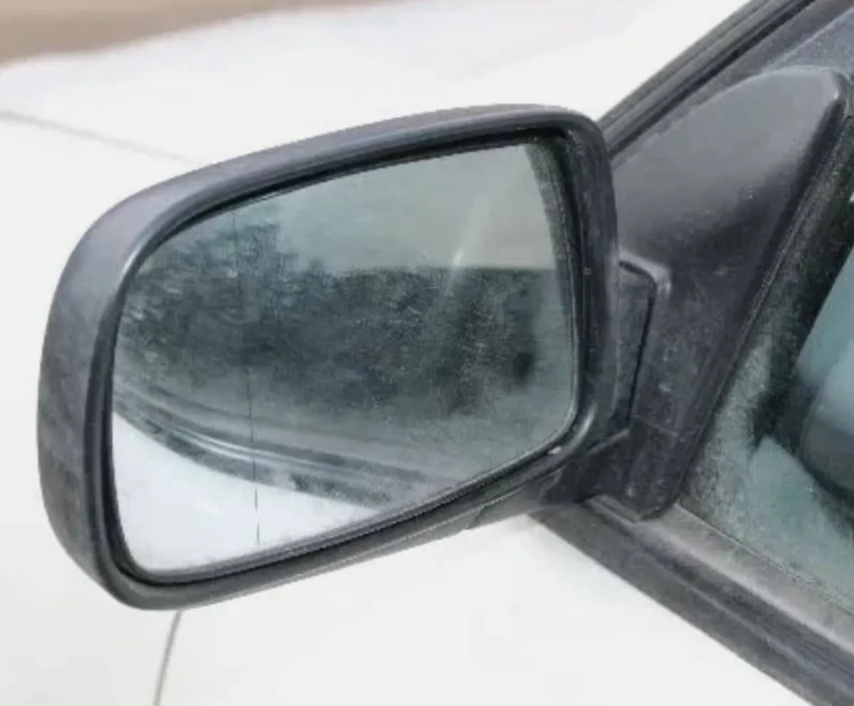 Toyota Corolla E11 97-02 Wing Mirrors & Switch - Image 1