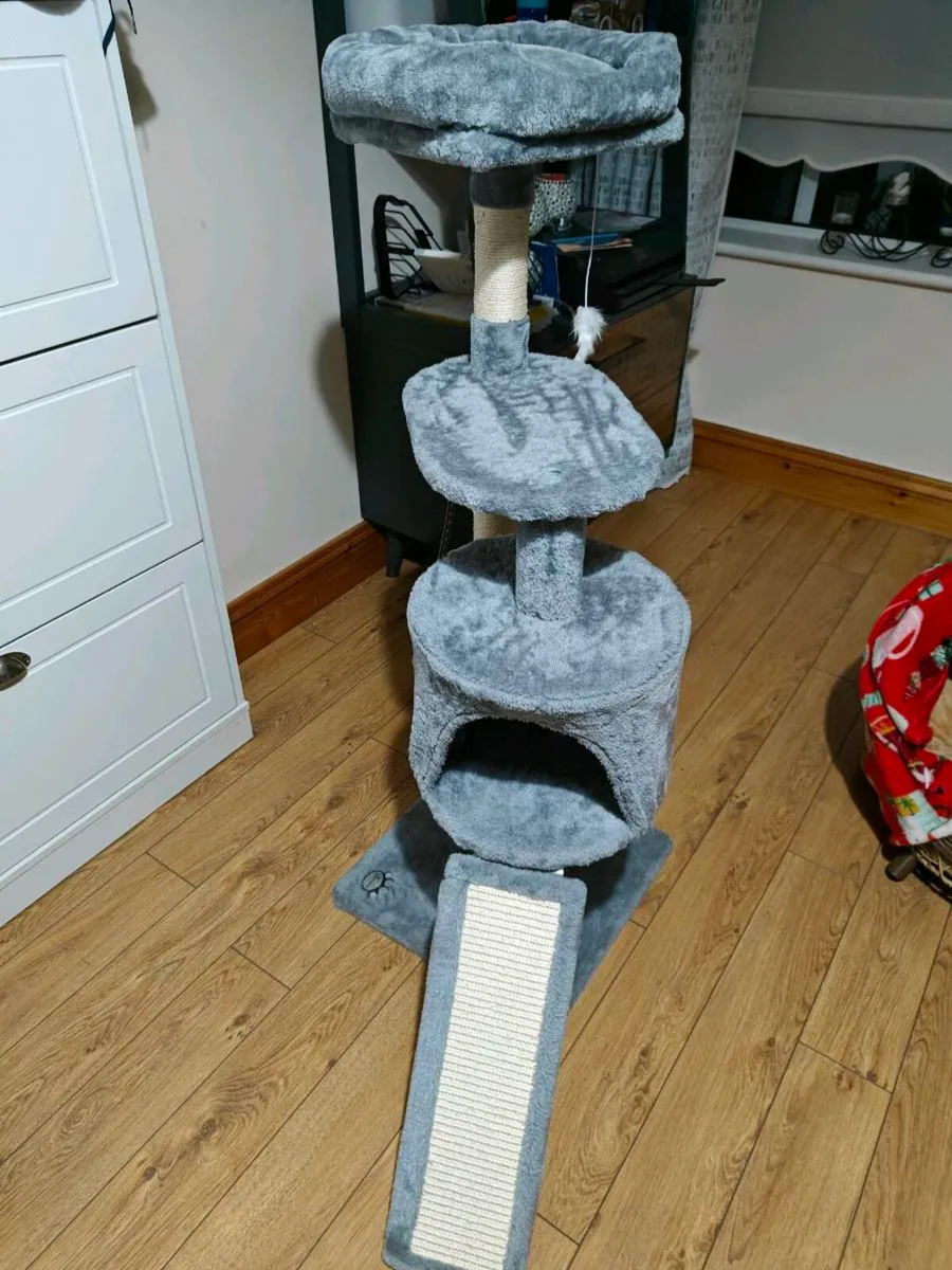 Cat activity tower - Image 2