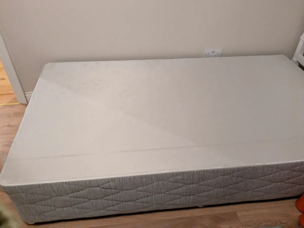Bed base 3ft6