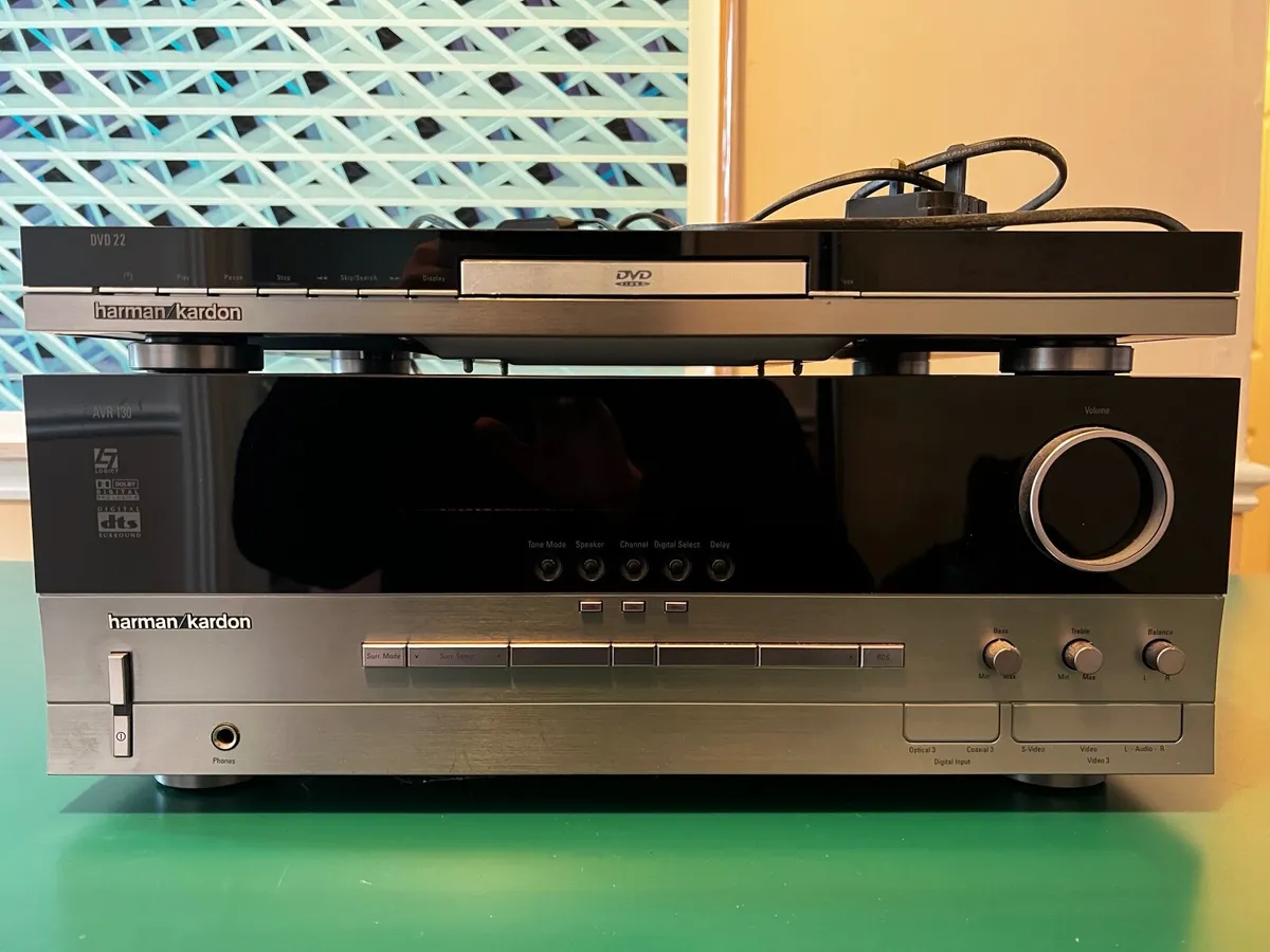 Surround sound, Harman Kardon AVR + DVD, Kef speak - Image 4