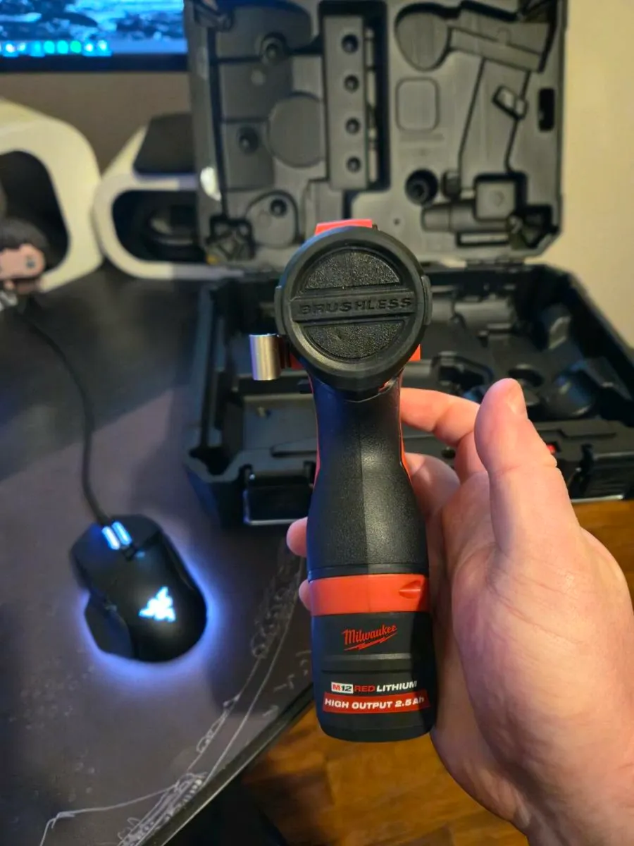 M12 Milwaukee Brushless Compact Drill - Image 3