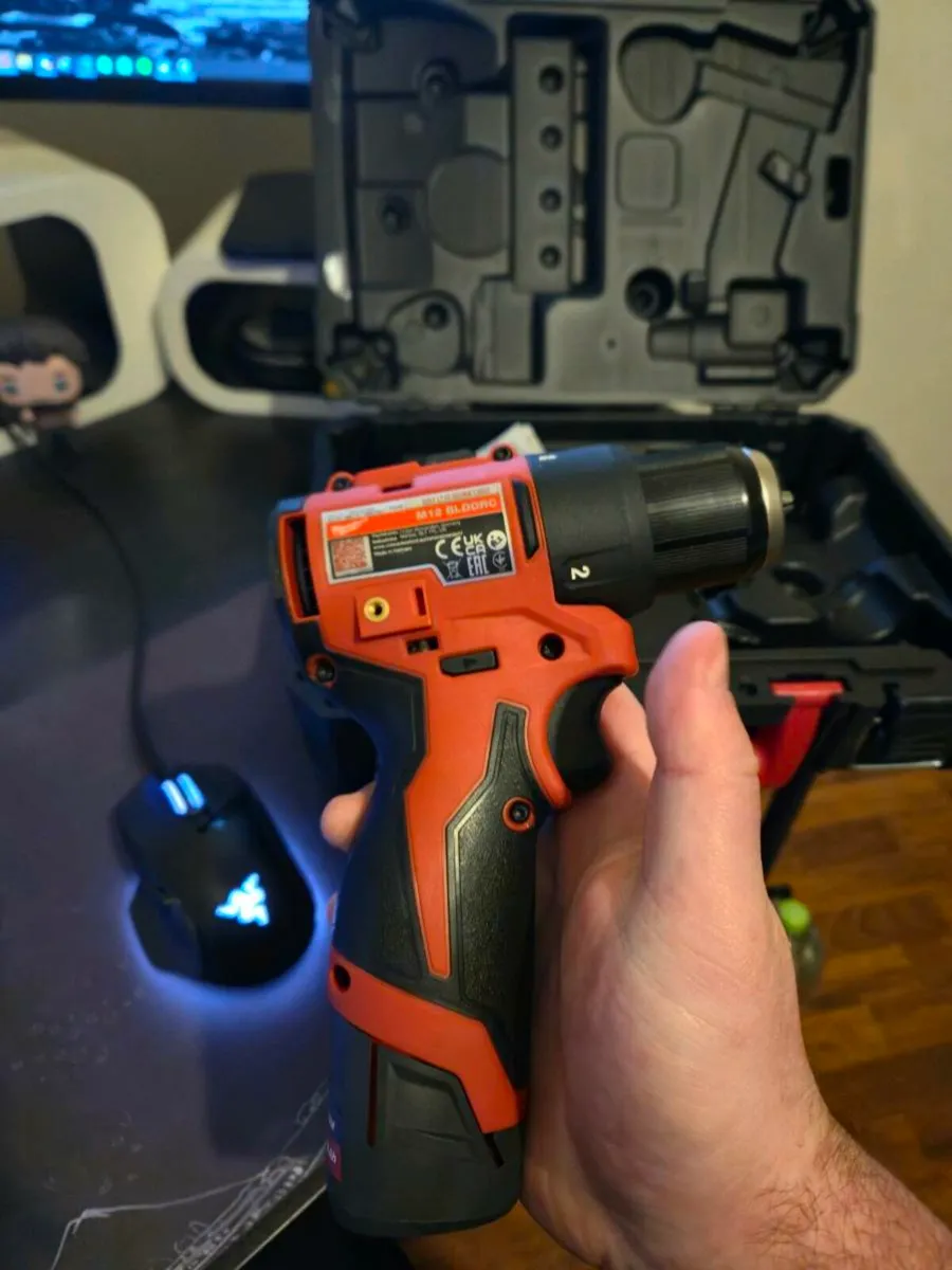 M12 Milwaukee Brushless Compact Drill - Image 4