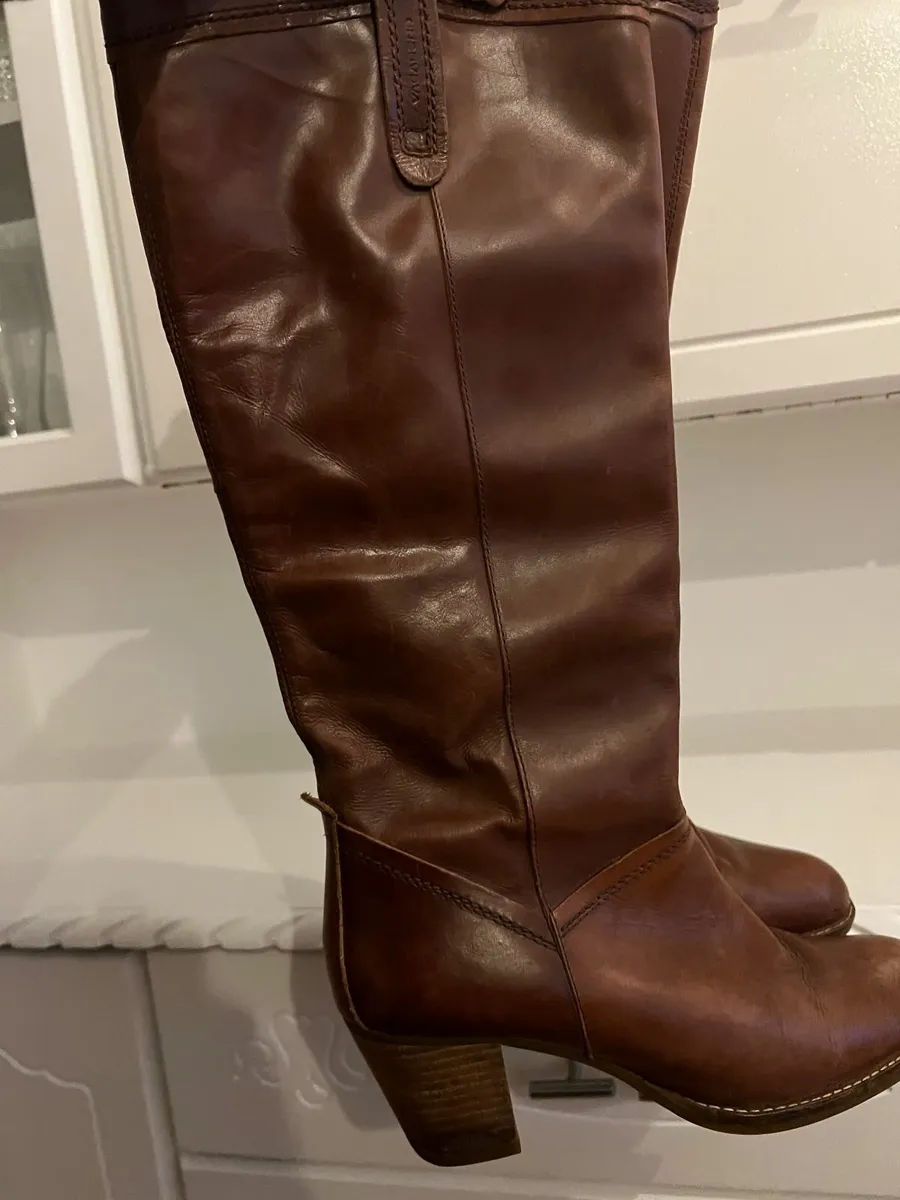 Vagabond Genuine Leather Boots Size 6/7,  Cognac - Image 1