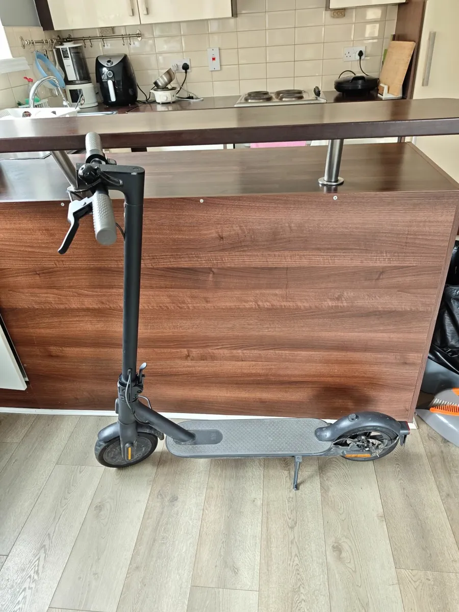 Xiai Mi scooter for 100 euro - Image 1