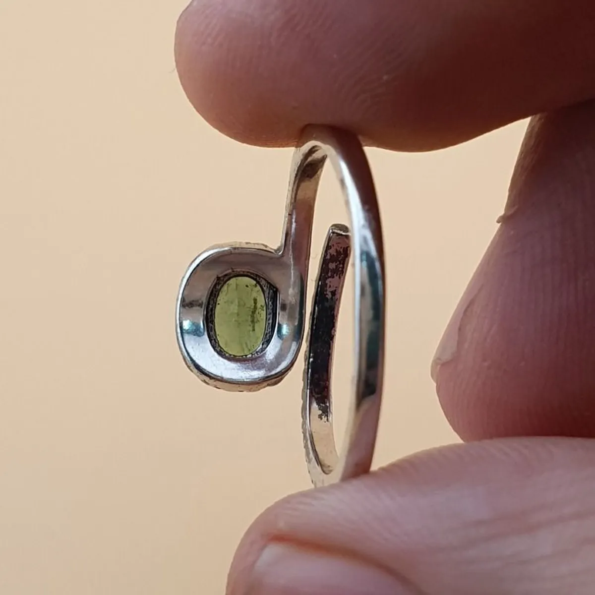 Vintage 925 Sterling Silver Green Tourmaline Ring Natural Gemstone Elegant Handmade Jewelry - Image 3