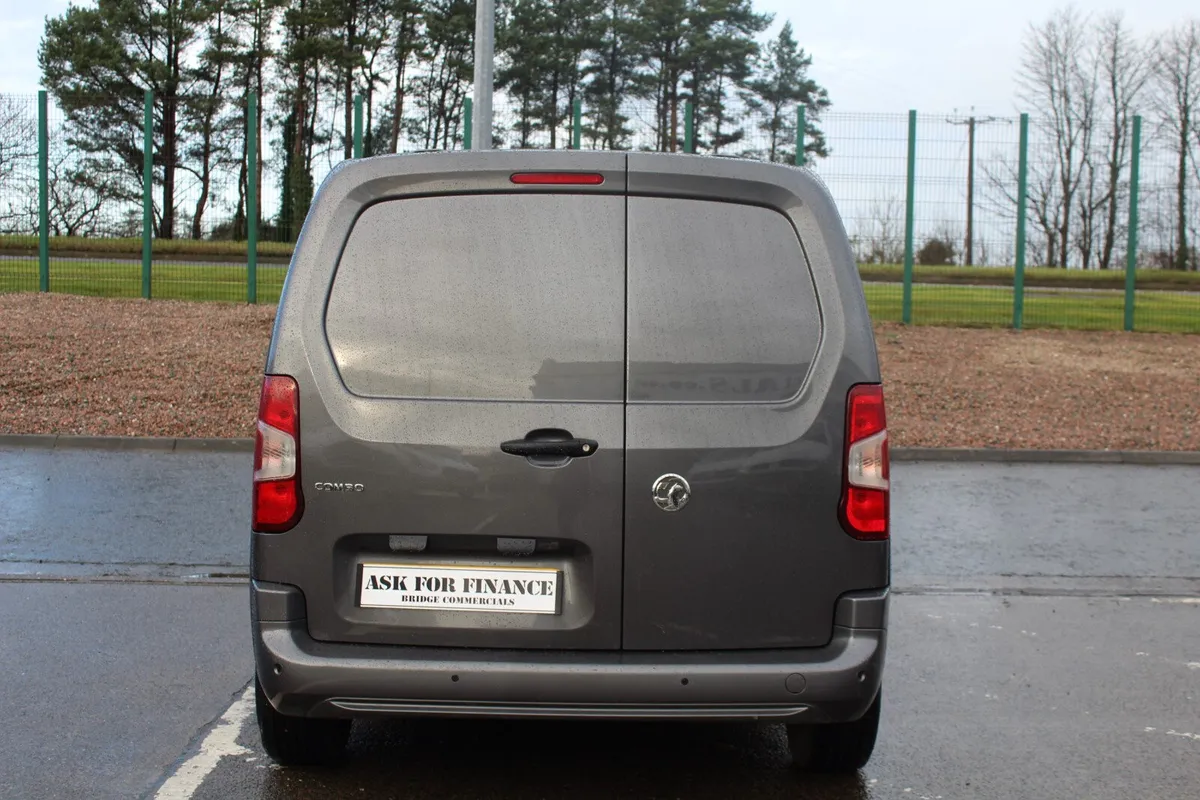 2021 Vauxhall Combo L1H1 Sportive - Image 4