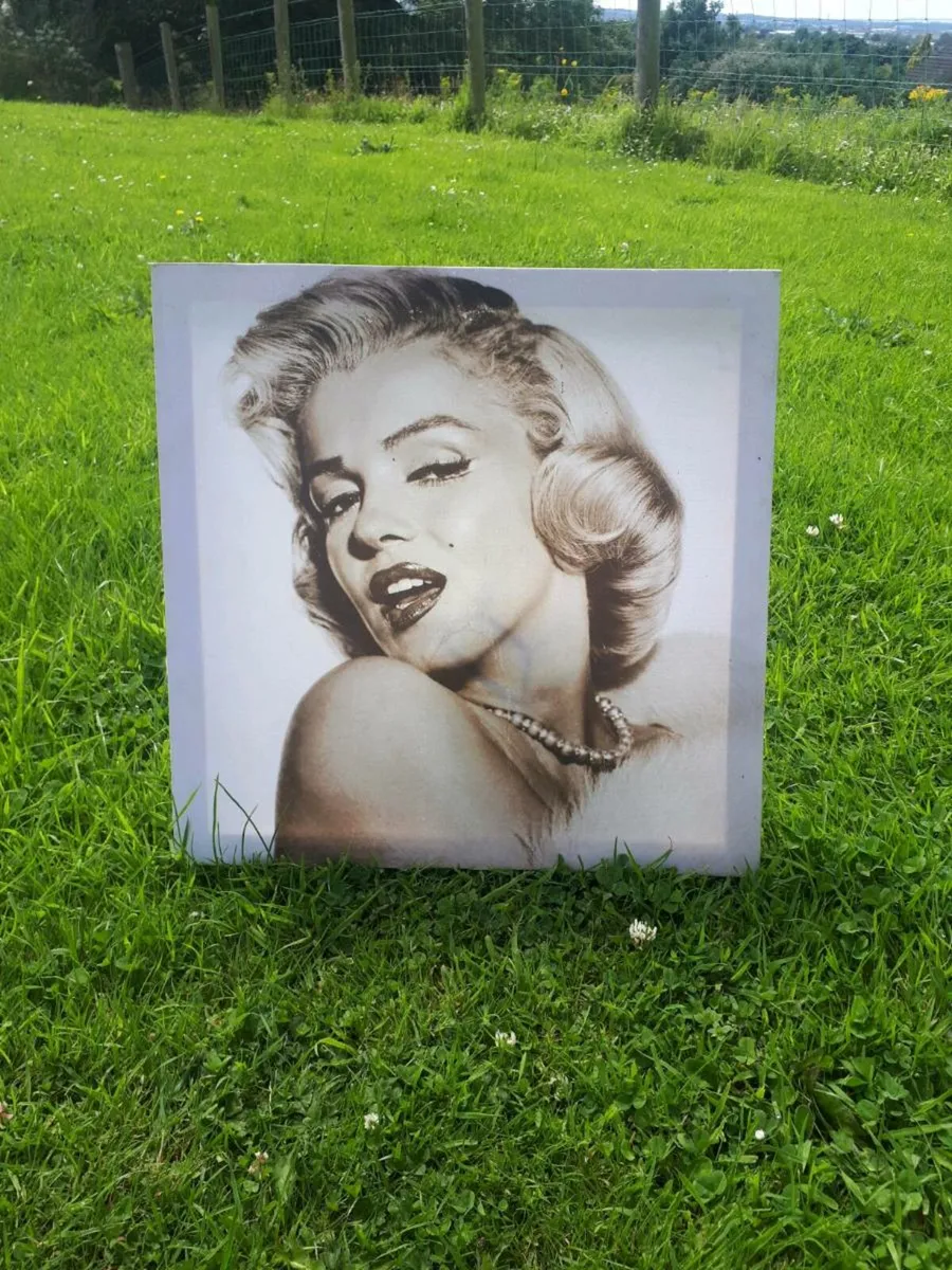 Marilyn Monroe Canvas - Image 2