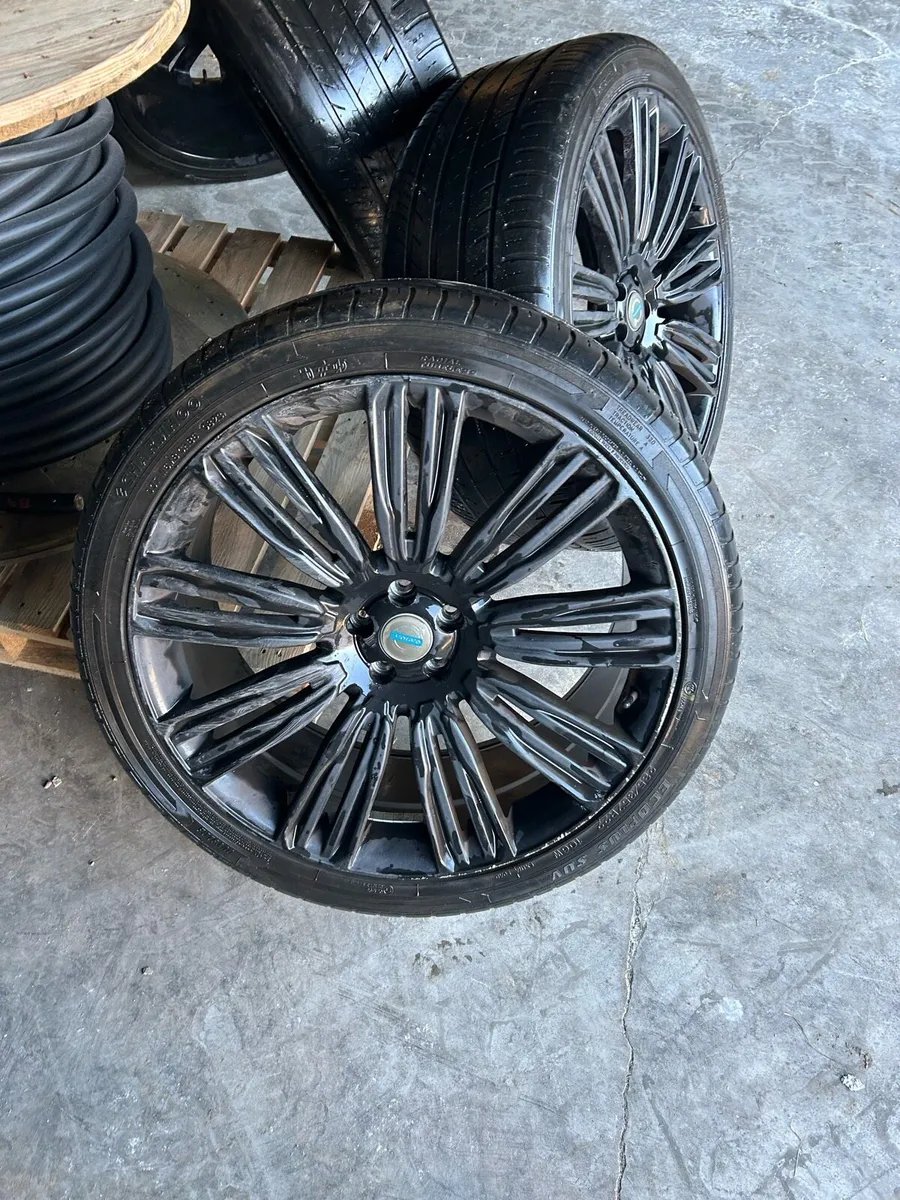 Alloy wheels - Image 1