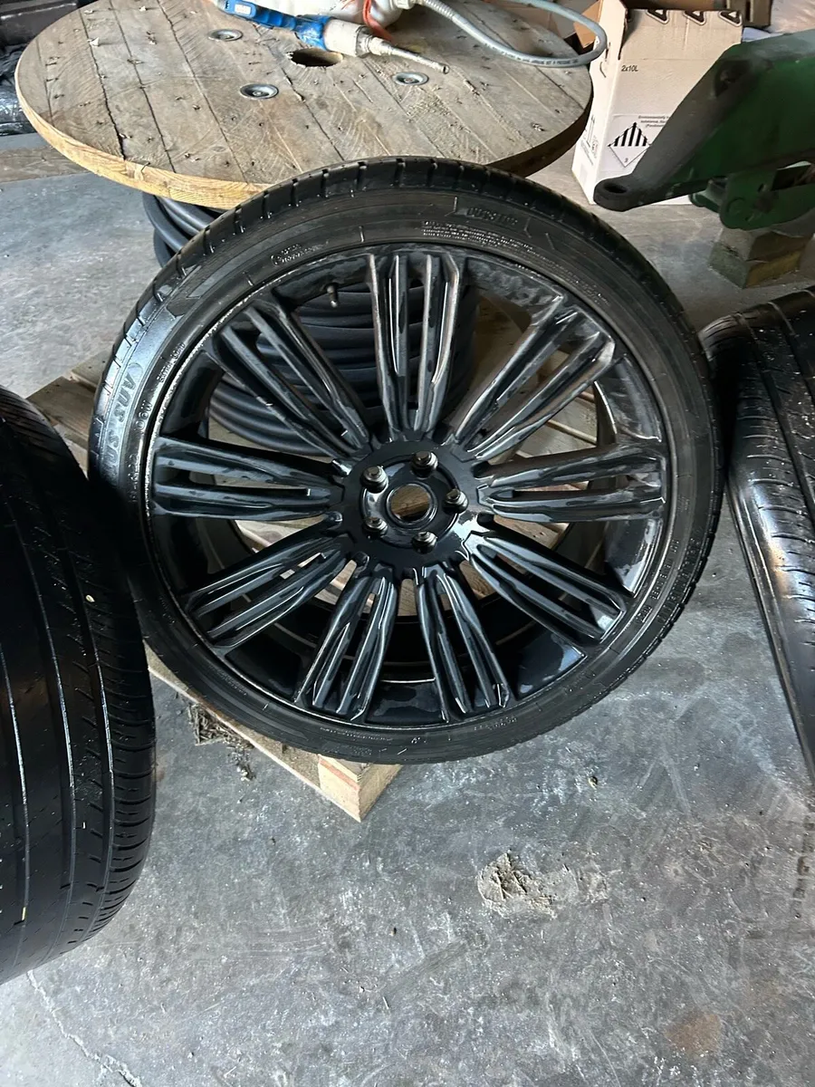 Alloy wheels - Image 4