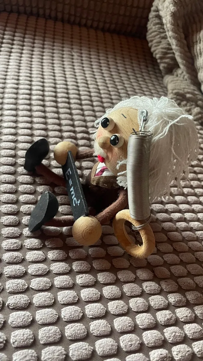 Einstein toy - Image 3