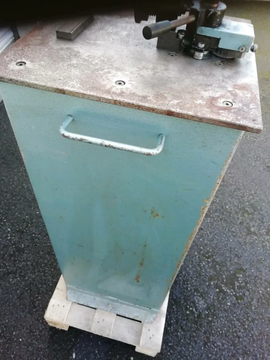 Sheet metal flanger - Image 4