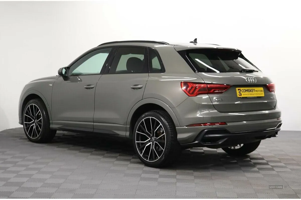 Audi Q3 TDI S line - Image 4