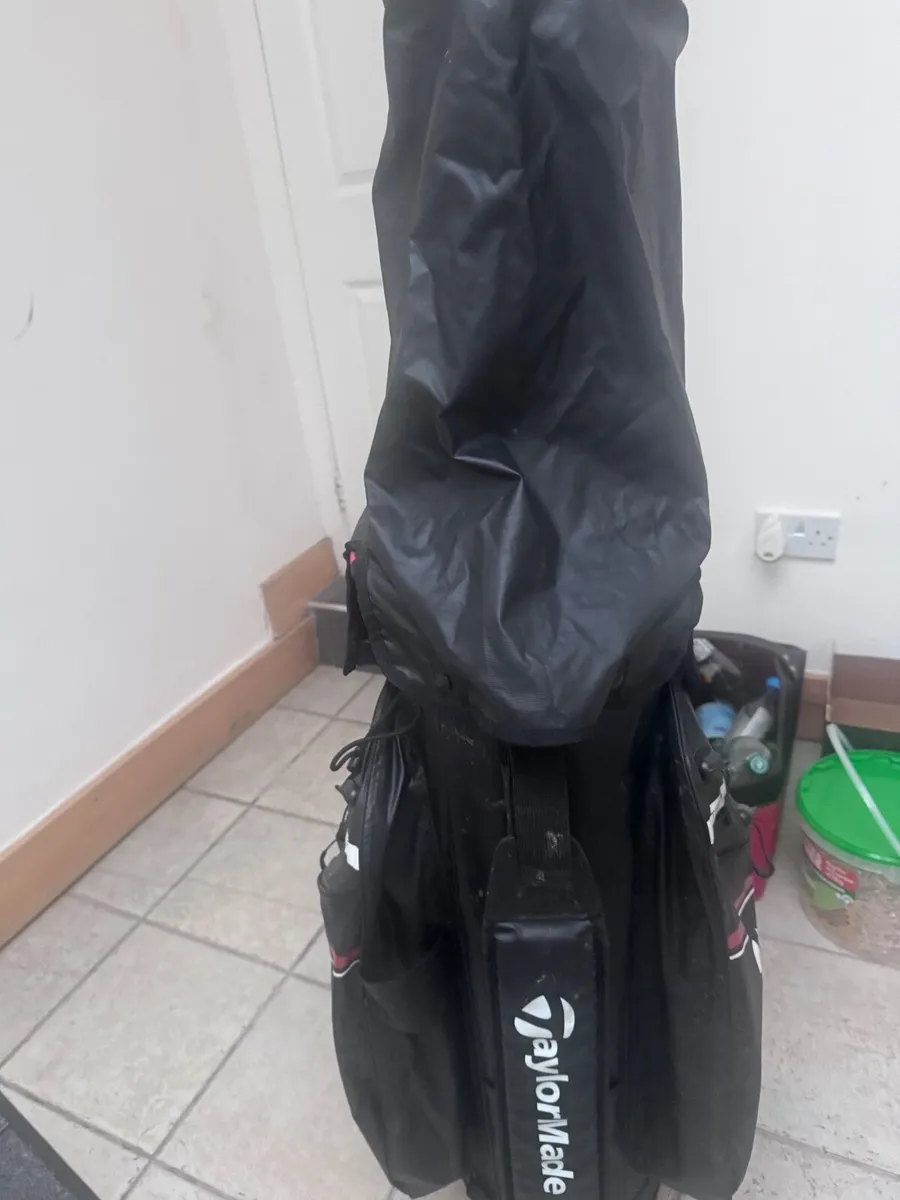 Taylormade golf cart bag - Image 4