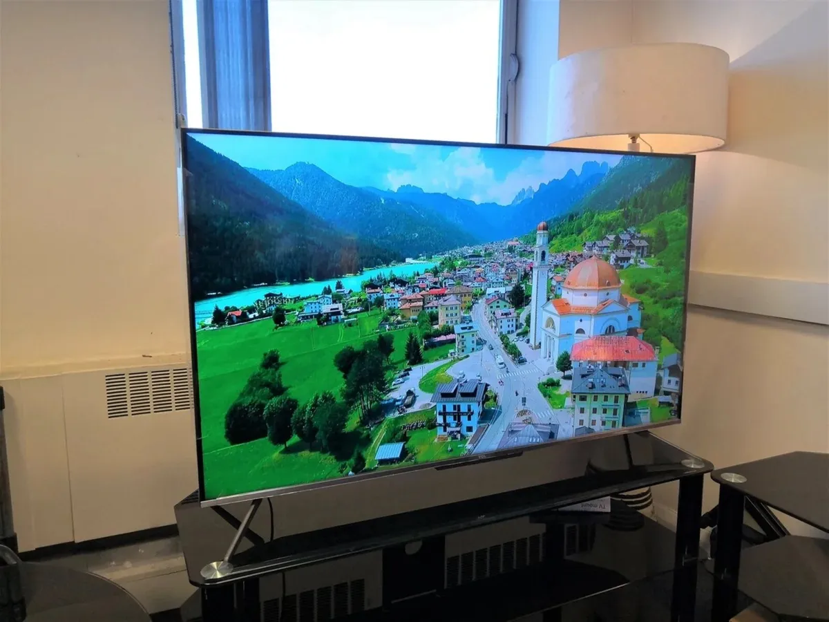50” TCL Tv Perfect Condition - 50C715K - Image 1
