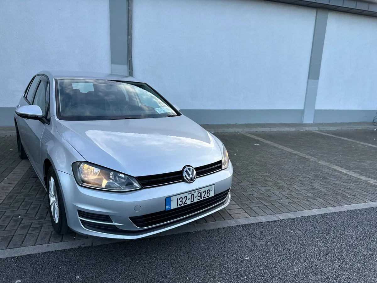 Volkswagen Golf 2013 - Image 2