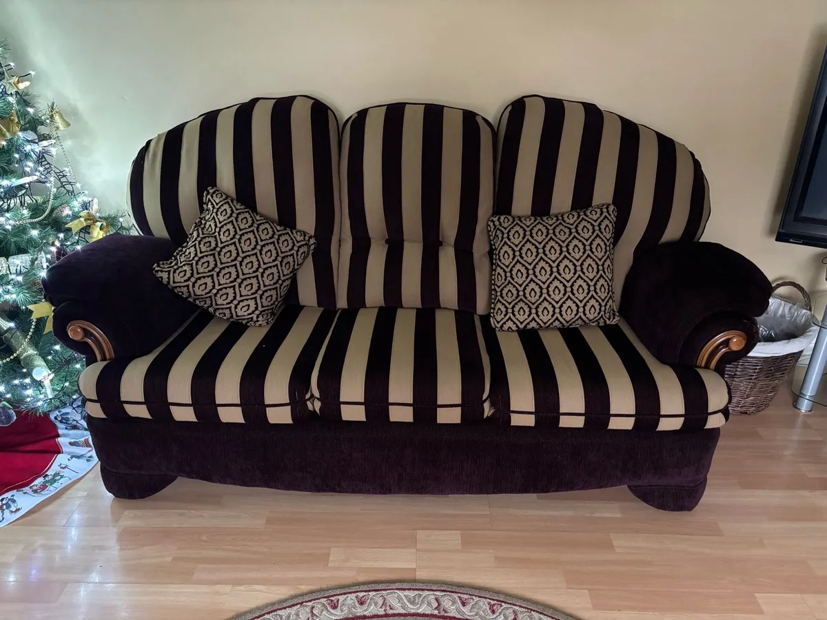 3 piece suite - Image 1