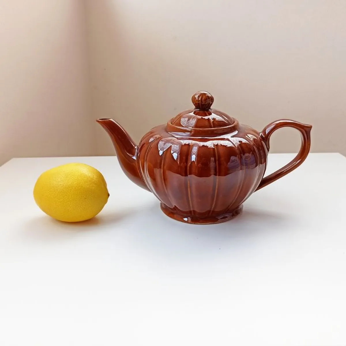 Vintage Chinese brown glazed teapot  H 13cm - Image 1