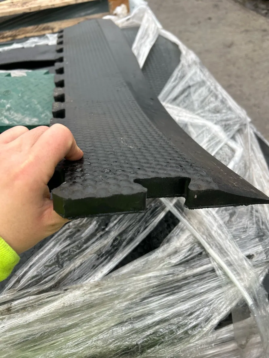 Interlocking 20mm Rubber Mate - Image 4