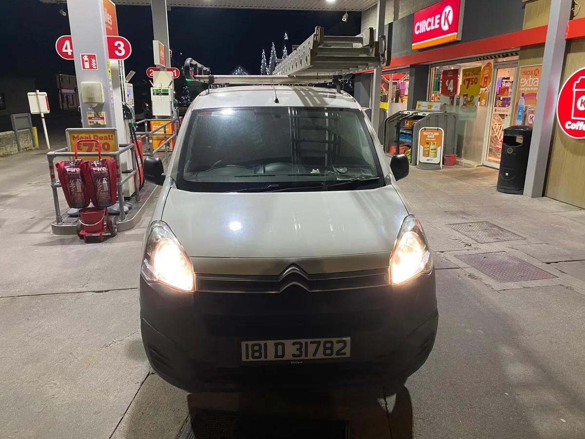 2018 Citroen Berlingo 3 Seater - Image 2