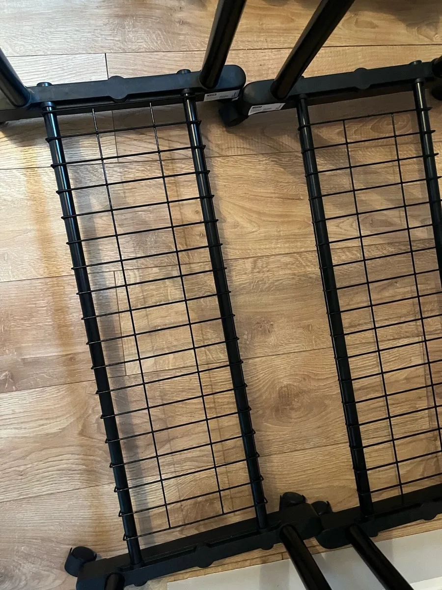 Double clothes rails - Image 3