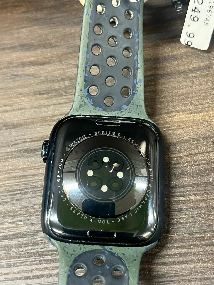 Apple Watch Series 9 - Image 3