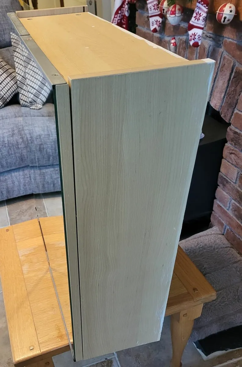 Bathroom Cabinet. - Image 3