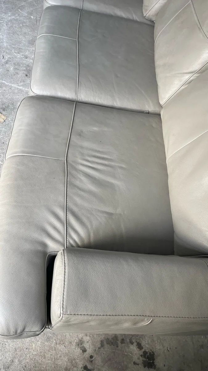 Leather sofa - Image 4