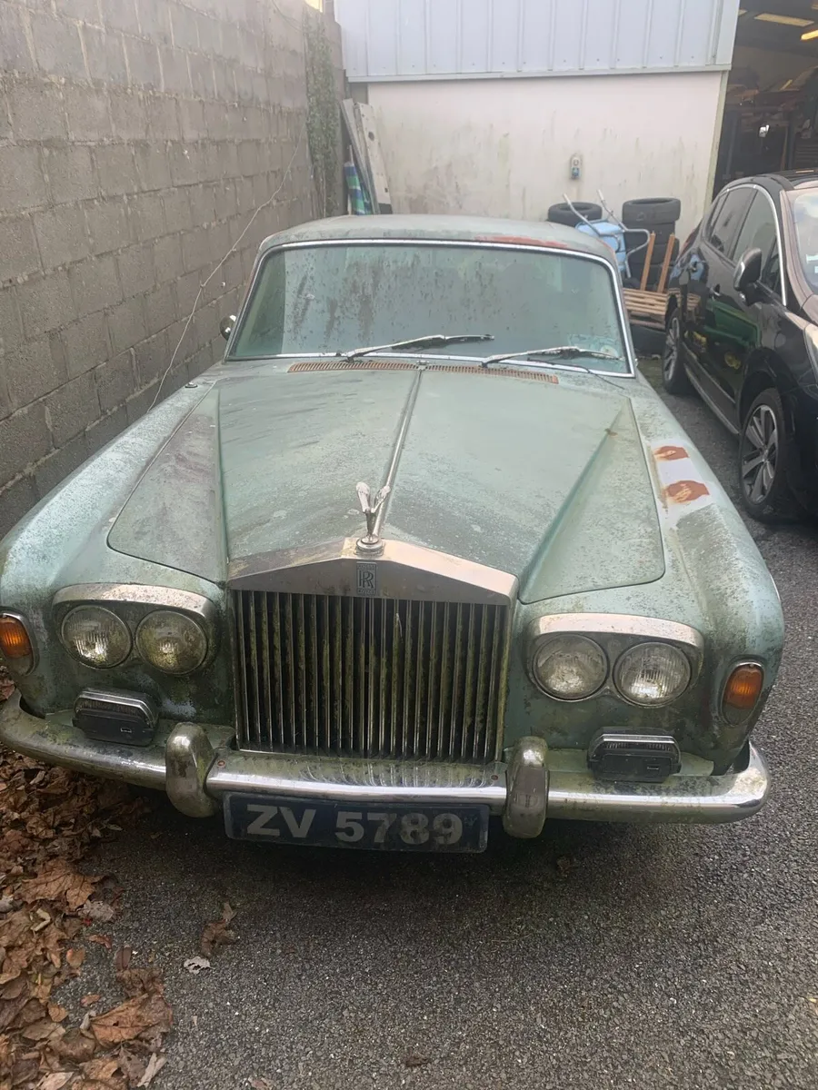 Rolls Royce - Image 1