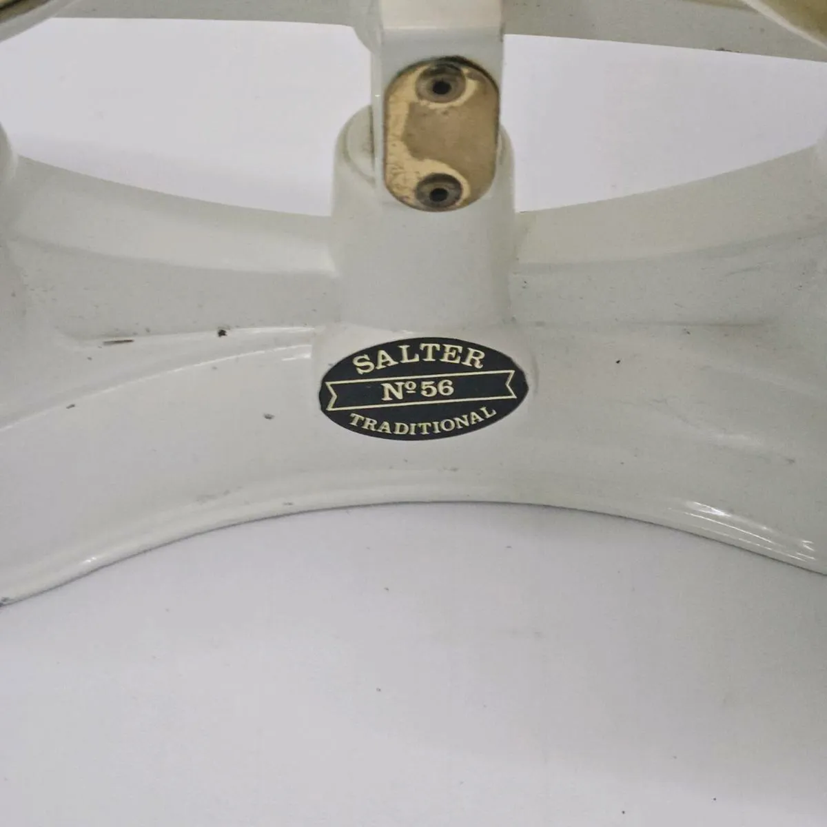 Vintage Salter kitchen scales - Image 2