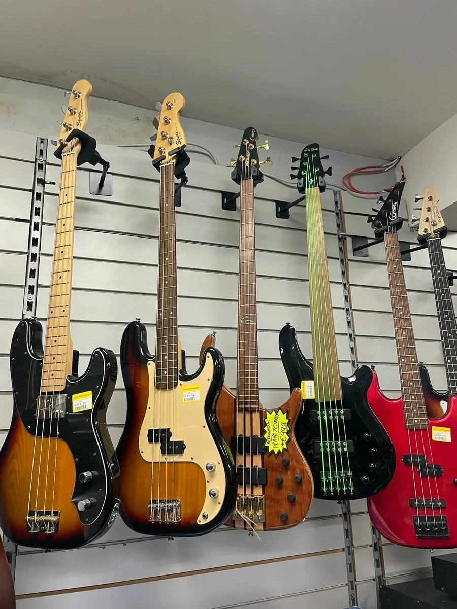 Electric Basses - Image 3